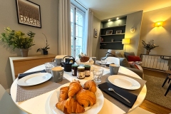 Les-Meubles-de-Madeleine-Appartement-SAINT_HONORE-coin-salle_a_manger