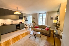 Les-Meubles-de-Madeleine-Appartement-SAINT_HONORE-salon-cuisine