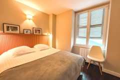 bandeau-Les-Meubles-de-Madeleine-Appartement-SAINT_HONORE-chambre